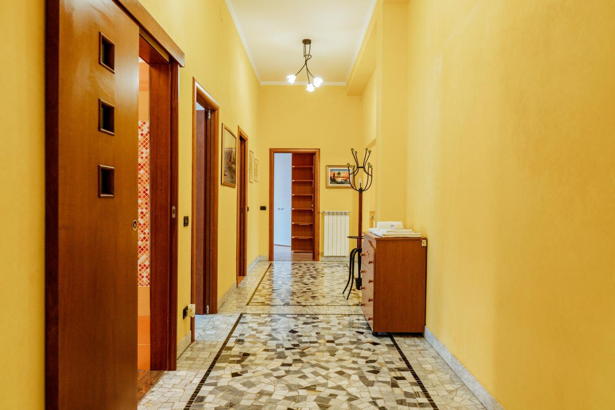 Luxe Apartment Near Milano, Rho Fiera E Mxp Busto Arsizio Exterior foto