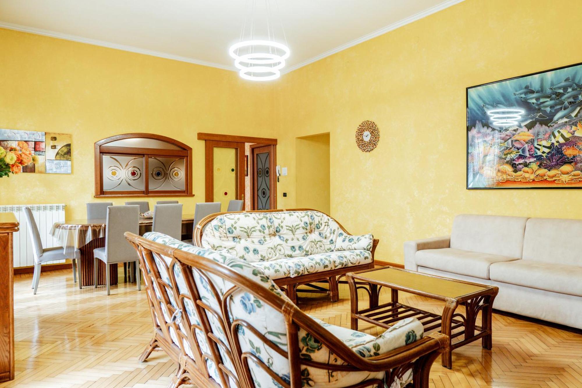 Luxe Apartment Near Milano, Rho Fiera E Mxp Busto Arsizio Exterior foto